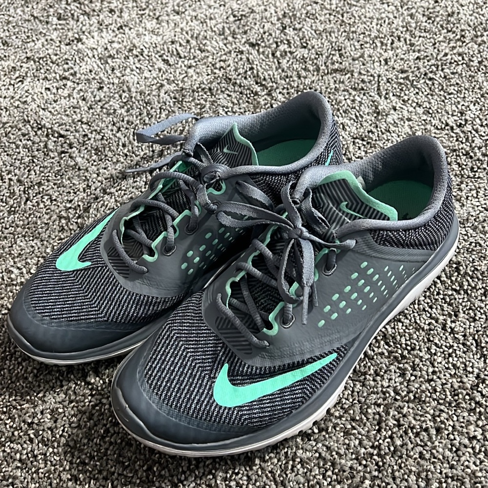 Nike Black and Green Athletic Shoes
